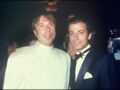 Thierry Mugler avec le coiffeur Alexandre Zouari lors de l'inauguration de son salon de coiffure, le 13 mai 1987.