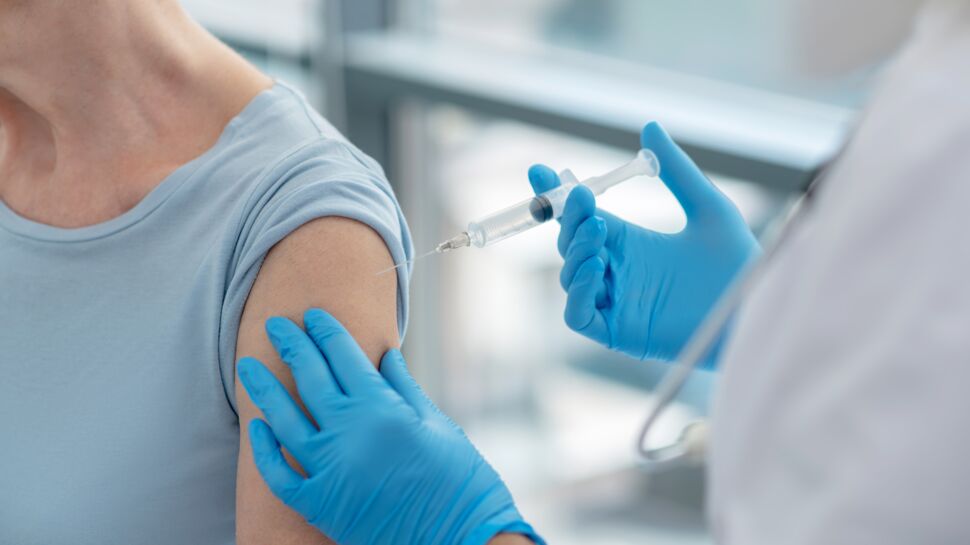 Covid-19 : faudra-t-il une 4ème dose de vaccin ? L'avis du Conseil d’orientation de la stratégie vaccinale