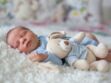 Acné du nourrisson : d'où viennent les boutons de bébé et quels sont les traitements ?