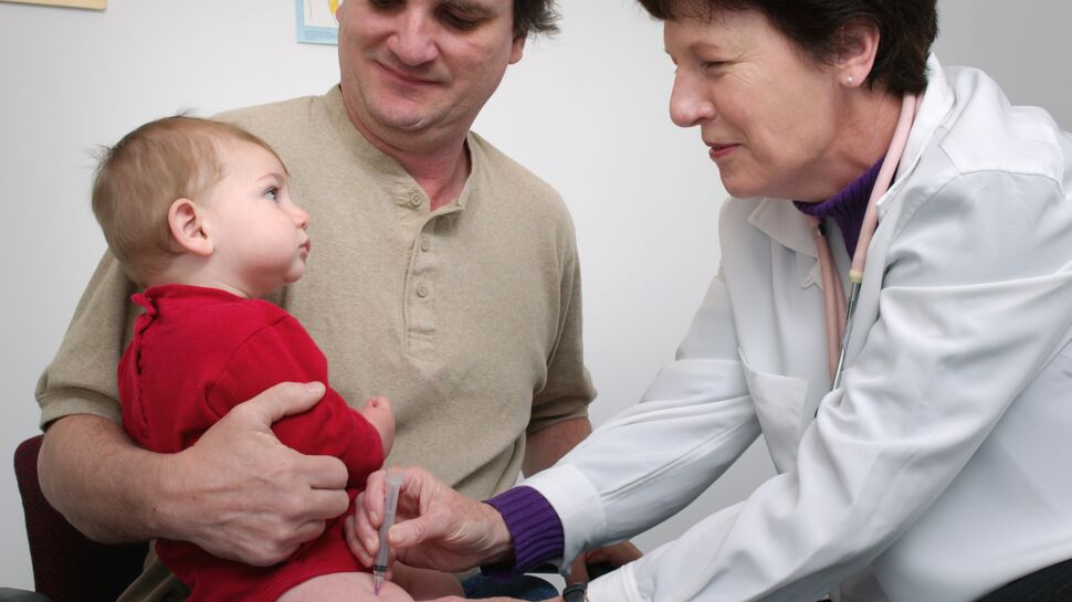 Vaccin pour bébé : liste et calendrier des injections obligatoires pour les moins de 2 ans