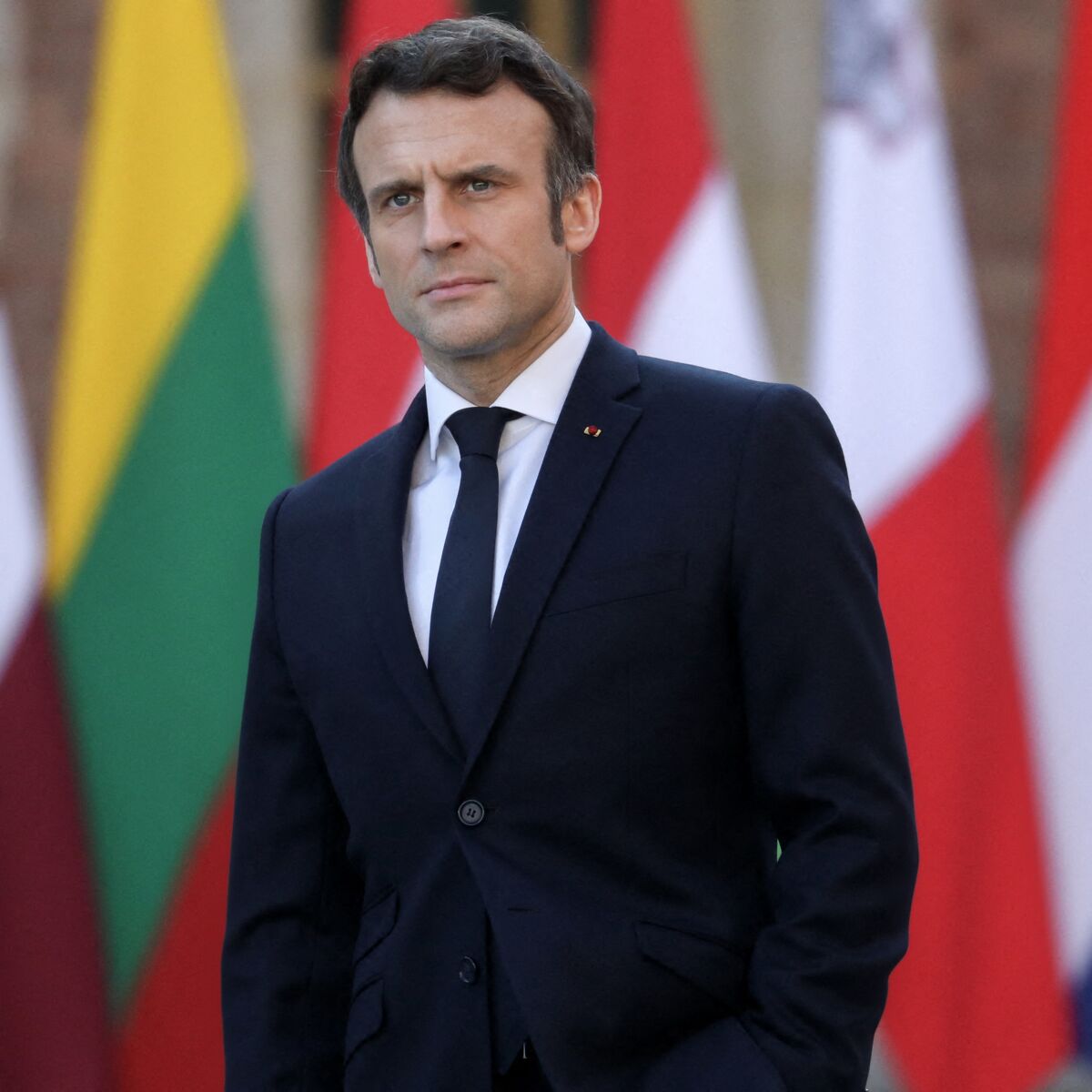 Emmanuel Macron de trentenaire beau gosse pr sident fatigu