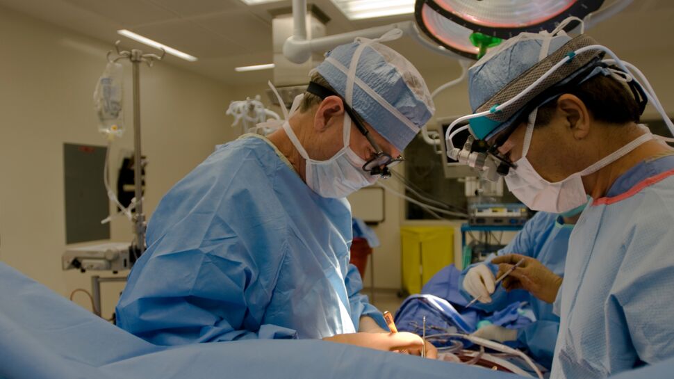 Pontage coronarien : définition, causes, déroulement de l'opération, suites post-opératoires
