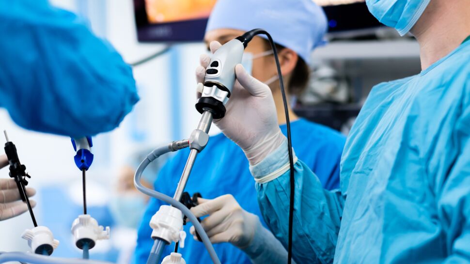 Sigmoïdectomie : technique chirurgicale, déroulement et conséquences de l'ablation du côlon sigmoïde