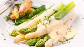 Sauce Aux Asperges Blanches Facile Et Rapide : Découvrez Les Recettes ...