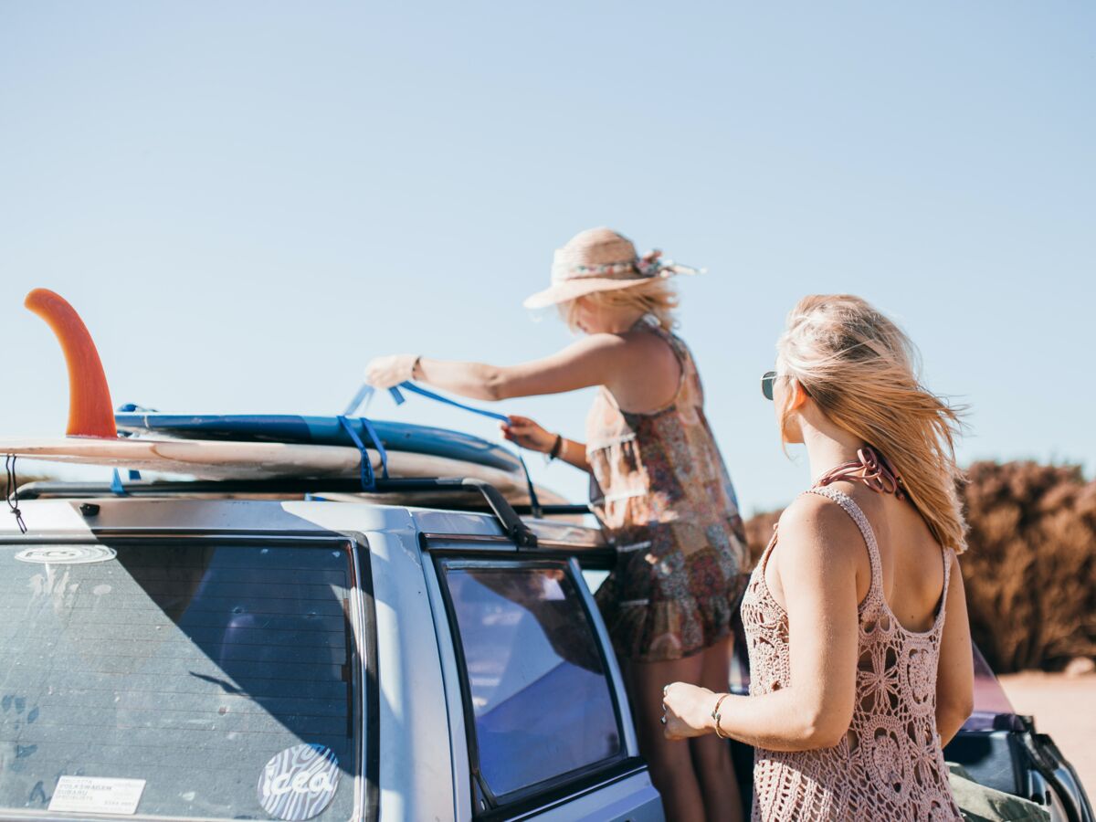 Voiture : ai-je le droit de conduire en maillot de bain ou torse nu ? :  Femme Actuelle Le MAG