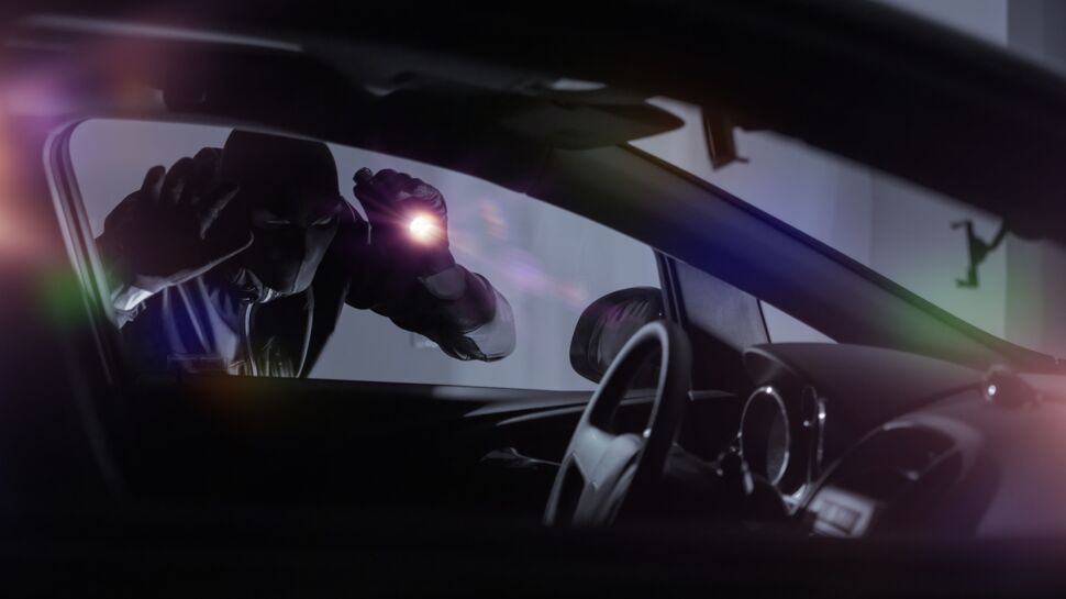 Vols de voiture : ce nouveau mode opératoire des voleurs pour démarrer votre véhicule sans effraction