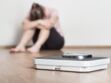 Crise de boulimie : définition, symptômes à reconnaître, comment réagir et quelles solutions ?