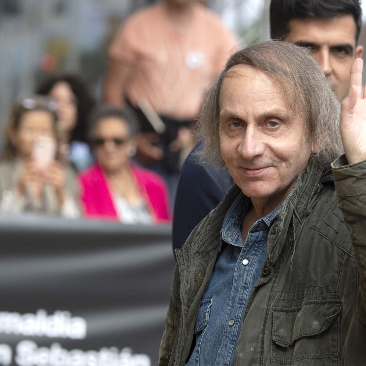 Michel Houellebecq : son improbable apparition dans un film érotique :  Femme Actuelle Le MAG