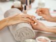 Manucure : découvrez les "Vanilla French Nails", la tendance ongle 2023 à ne pas rater