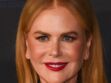 Nicole Kidman ultra glamour en robe du soir fendue en velours et ras-du-cou spectaculaire