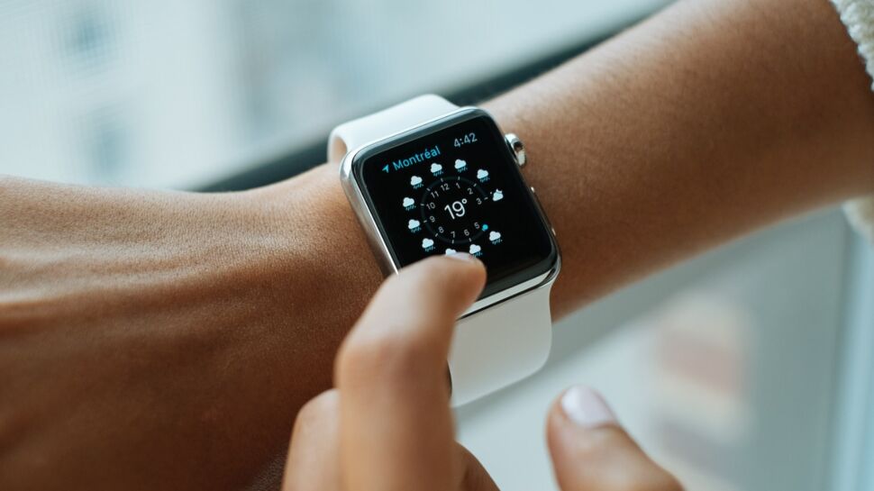 Apple Watch SE : la montre connectée idéale pour suivre votre activité physique est à prix canon