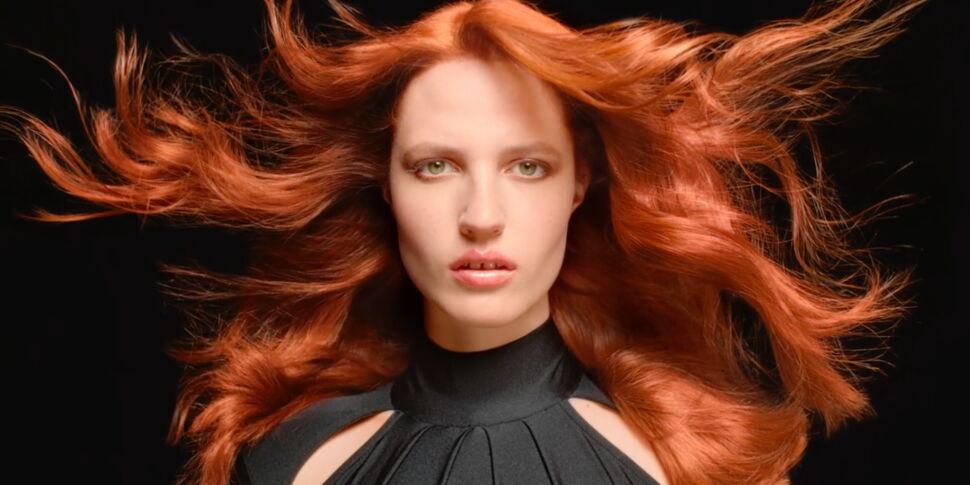 Coloration : quels sont les avantages de la faire chez le coiffeur