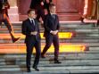 Quand Emmanuel Macron et Gérald Darmanin, très proches, poussent la chansonnette