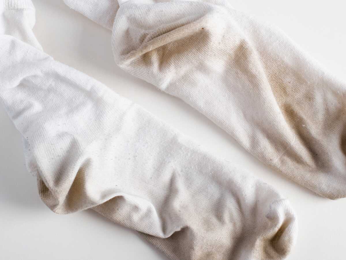 Chaussettes blanches : le comble du mauvais goût ?