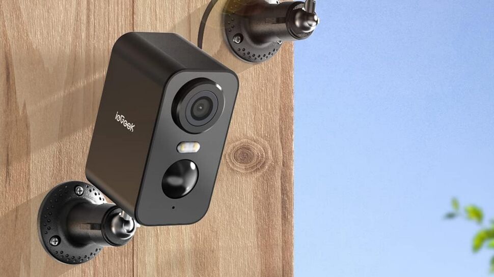 Pour protéger votre domicile, saisissez cette caméra de surveillance extérieure sans fil en vente flash chez Amazon