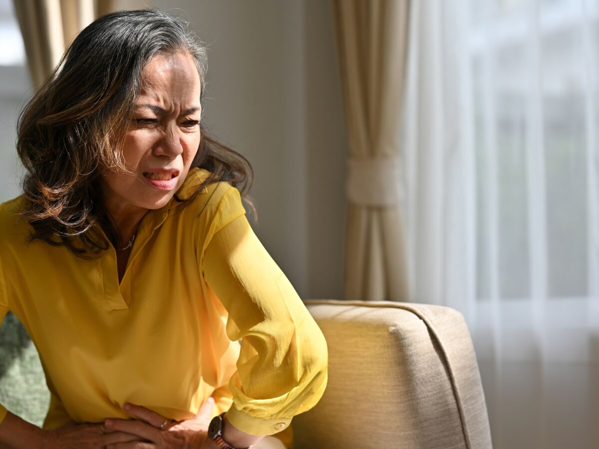 Douleur à la vésicule biliaire : quels sont les symptômes d'une ...
