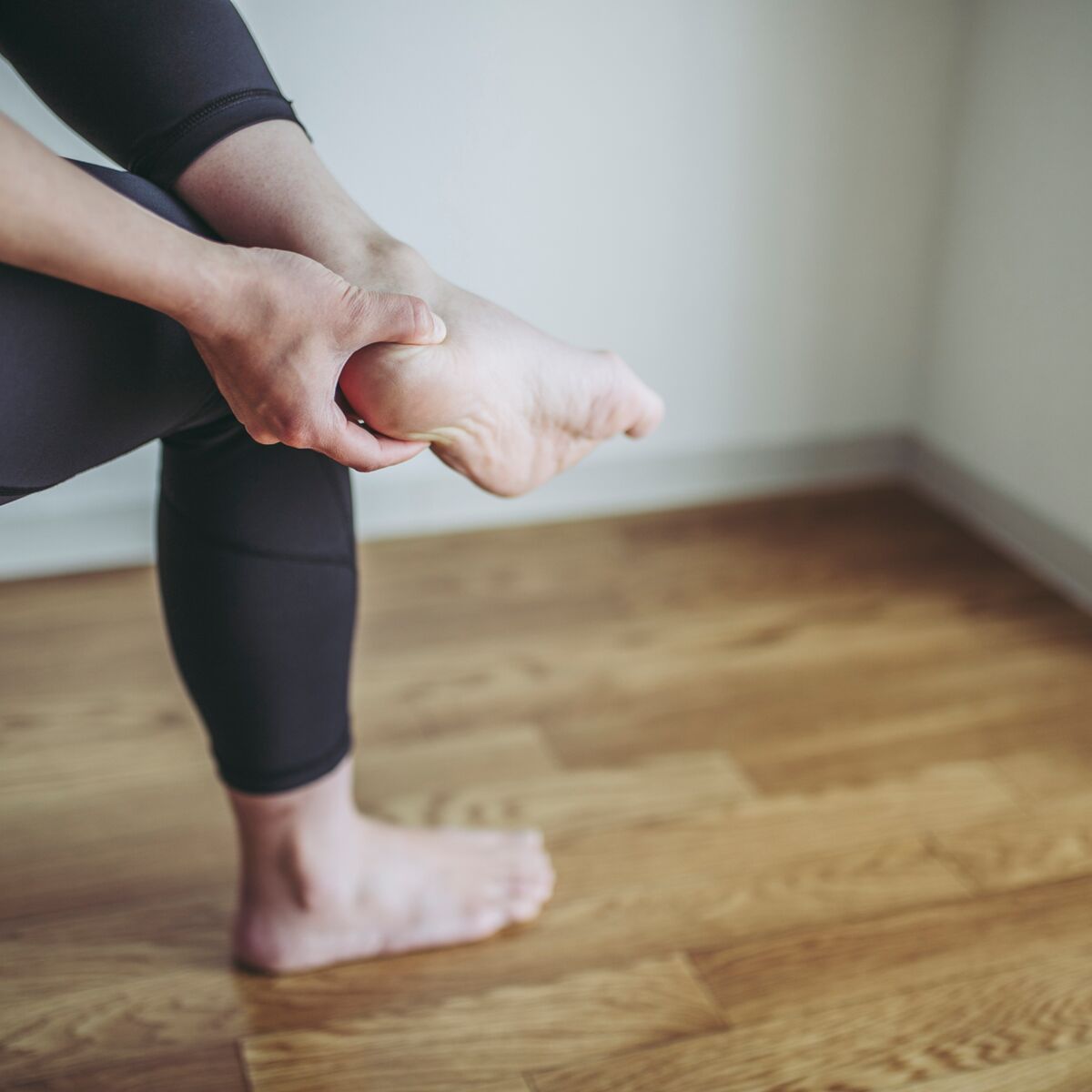 Mal aux pieds comment soulager la douleur avec des rem des de