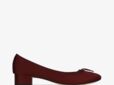 Tendance chaussures 2023 : la ballerine rouge à talon