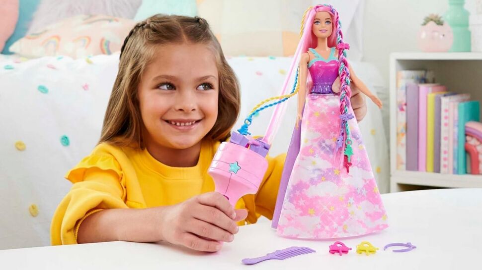 Noël 2023 : craquez vite sur cette poupée Barbie à -56% avant la rupture de stock