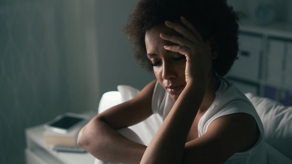 Anxiété : pourquoi augmente-t-elle le soir et la nuit ? Les réponses d'un psychiatre