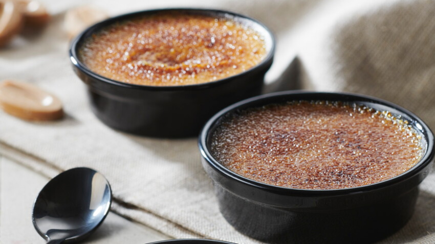Crème brûlée au chocolat blond facile et rapide : découvrez les
