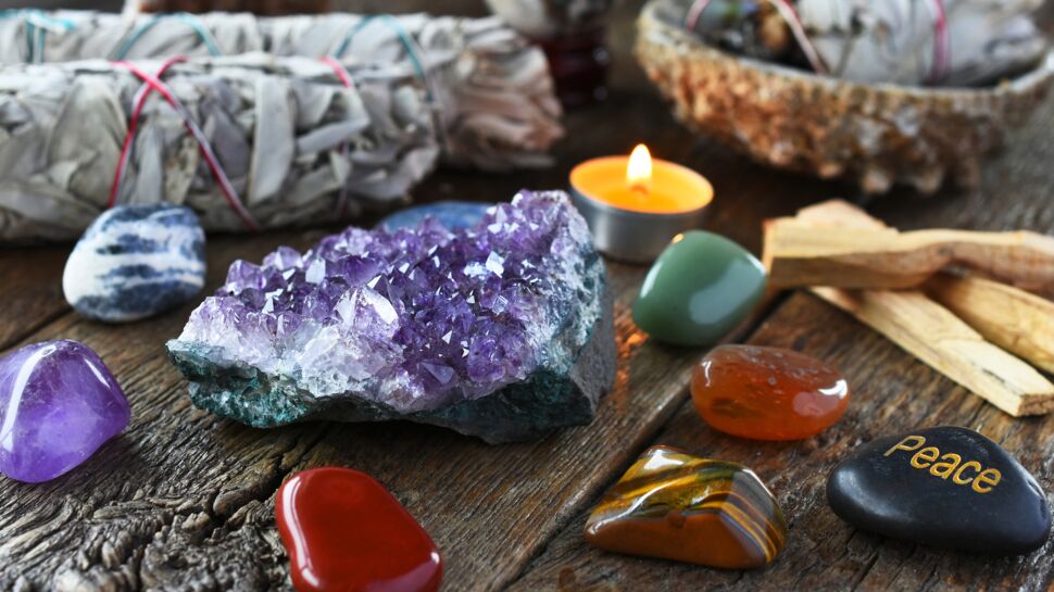 Lithothérapie : 10 choses à savoir pour utiliser et se soigner avec les pierres et minéraux