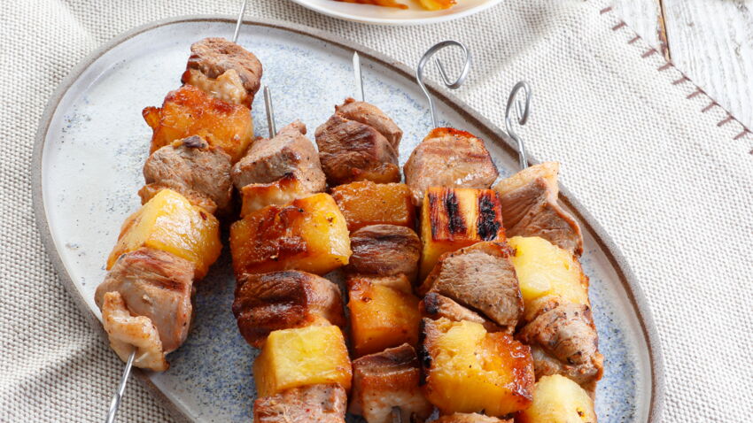 Brochettes de canard à l’ananas facile et rapide : découvrez les