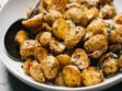 Pommes de terre tapées au four ail et parmesan : la recette express