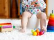À quel âge mettre bébé sur le pot ? Les conseils d’un pédiatre pour lui apprendre la propreté