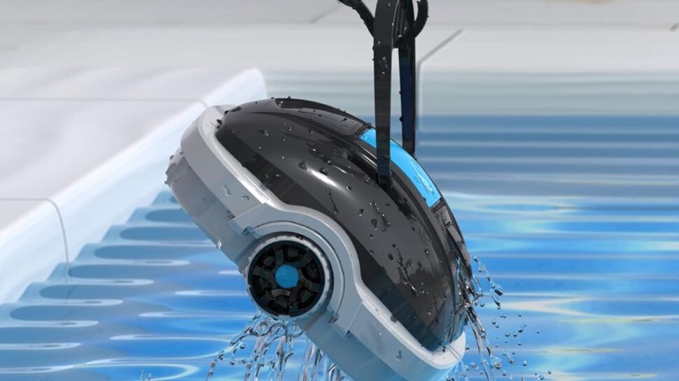 Ce robot de piscine en vente flash chez Amazon nettoiera votre piscine pour vous