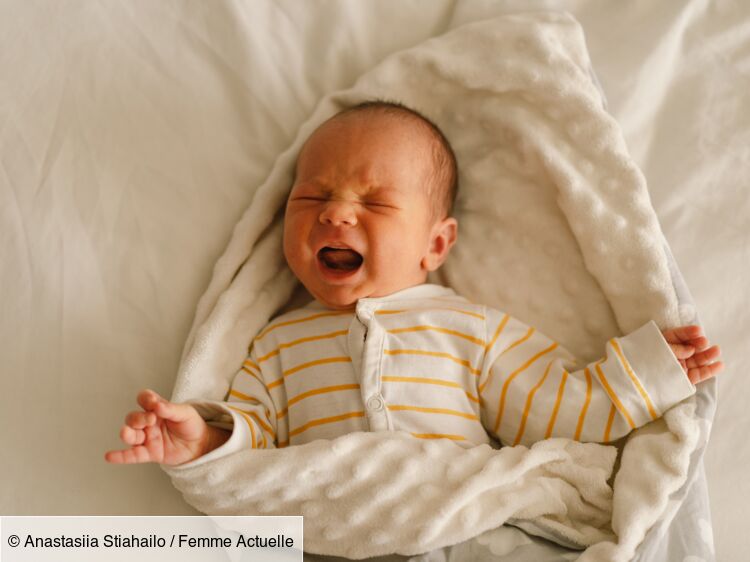 Comment réagir si mon bébé pleure tout le temps sauf dans mes bras ? Une pédiatre répond
