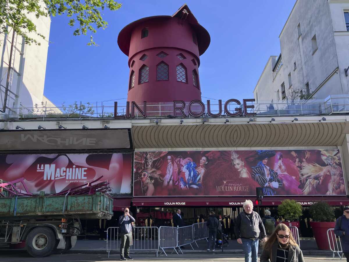 Les ailes du célèbre Moulin Rouge sont tombées, que s'est-il passé ?