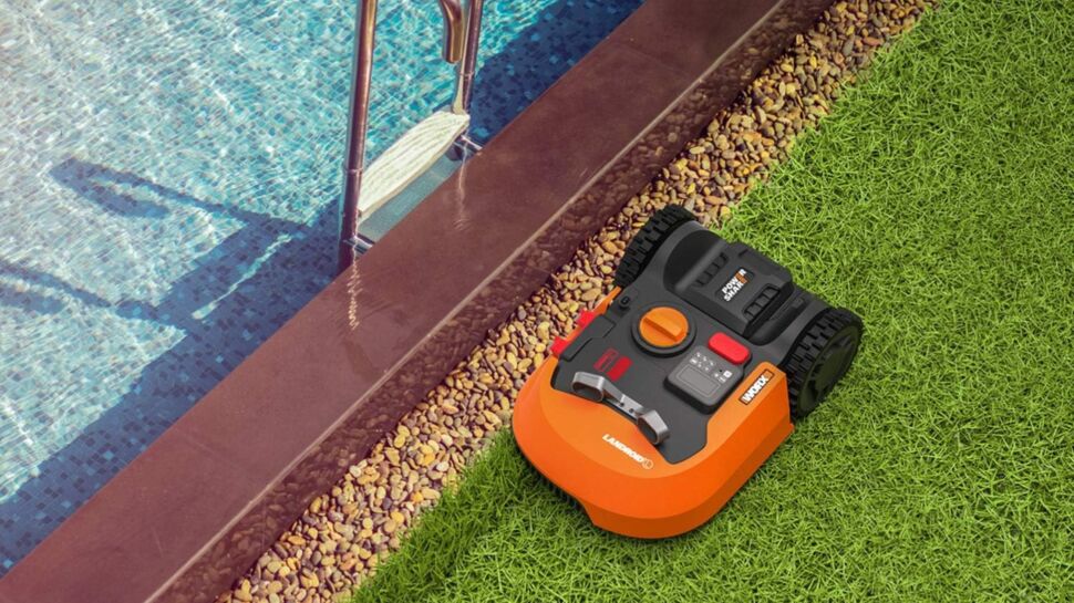 À -33% chez Amazon, ce robot tondeuse connecté va vous aider à vous occuper de votre pelouse