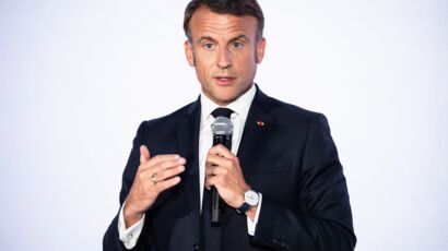 La fiche de paie d’Emmanuel Macron rendue publique, on connaît enfin le salaire exact du Président 