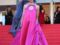Ève Gilles sublime dans une longue robe fuchsia pour le Festival de Cannes 2024
