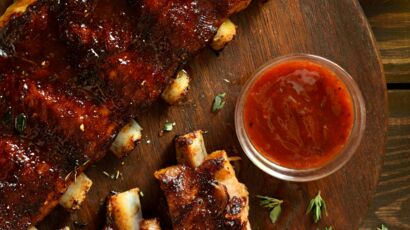 Bon app !!! - Page 26 Comment-cuire-des-travers-de-porc-sans-barbecue-la-recette-et-l-astuce-pour-qu-elles-soient-bien-caramelisees