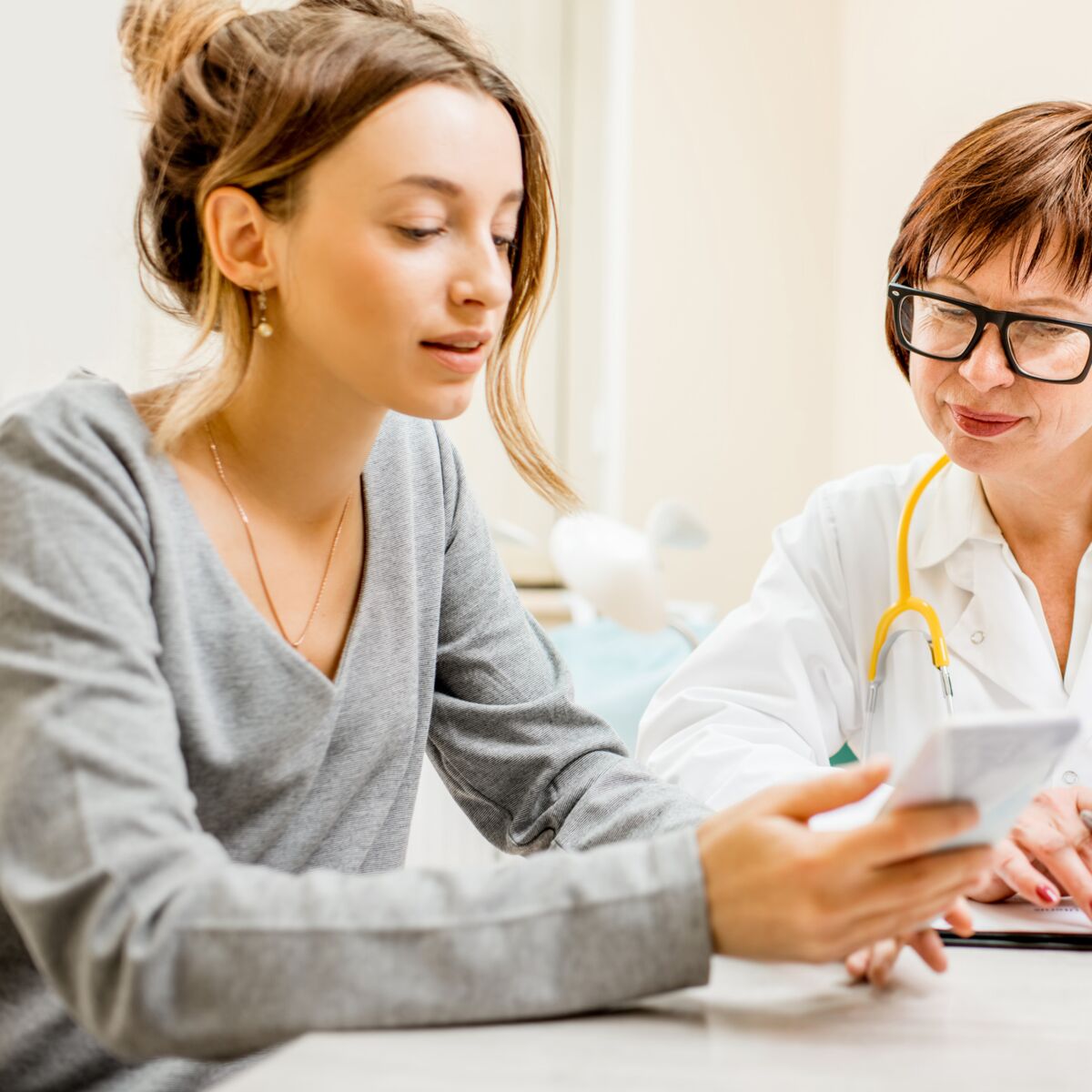 Plus besoin de sortir sa carte bancaire chez le médecin : cette nouvelle  fonctionnalité de Doctolib bien pratique : Femme Actuelle Le MAG