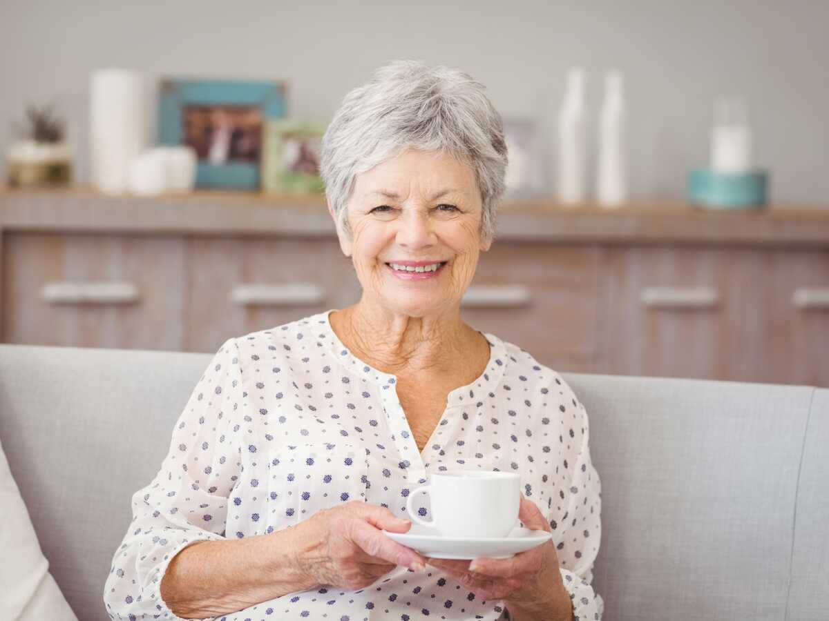 Maladie d’Alzheimer : la caféine serait une piste prometteuse de traitement, selon une étude française
