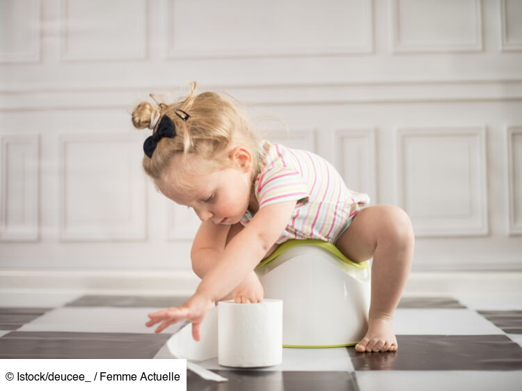 Mon bébé a les selles vertes, qu’estce que ça signifie ? Femme Actuelle Le MAG