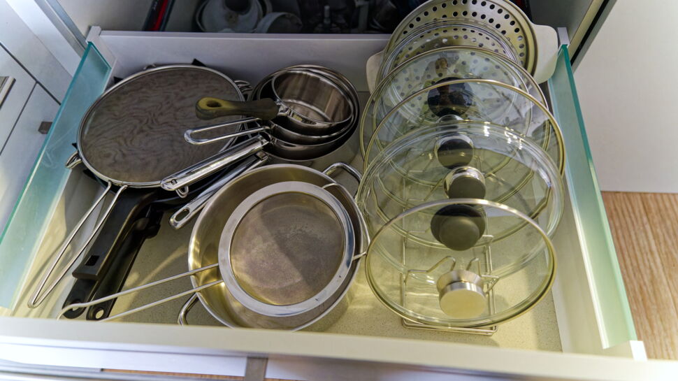 Belle Vous Organisateur De Poêles Et Casseroles à 8 Niveaux - Rangement Du Placard De La Cuisine - Range Poele Et Casserole Réglable - Gain De Place Avec Rangement De Couvercles