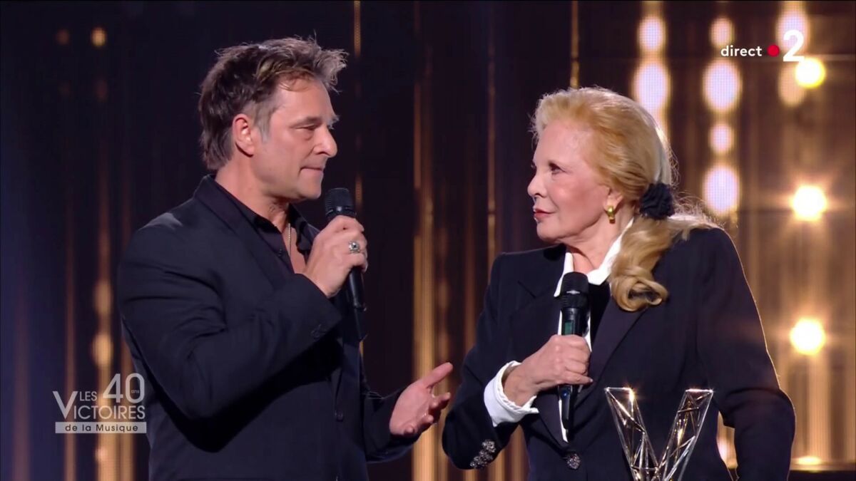 Merci mon amour" : Sylvie Vartan émue par le discours de son fils, David  Hallyday, à son égard : Femme Actuelle Le MAG