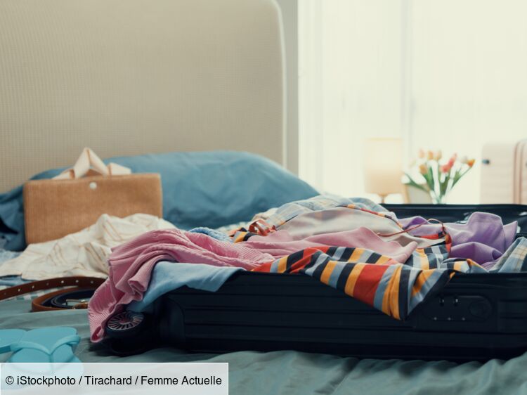 L'astuce ingénieuse pour gagner de la place dans la valise (sans froisser les vêtements !)