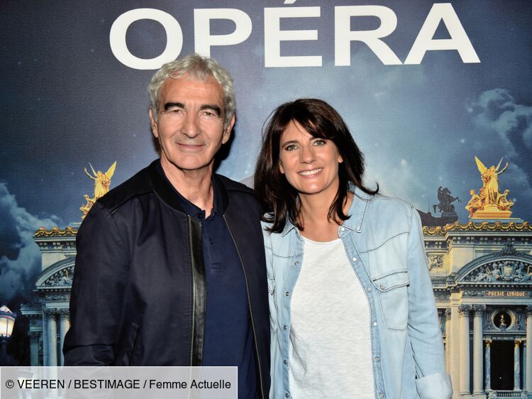"Je faisais hyper attention" : ce que Estelle Denis s’interdisait lorsqu’elle était en couple avec Raymond Domenech