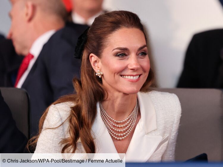 Kate Middleton adopte l'accessoire cheveux le plus tendance du moment