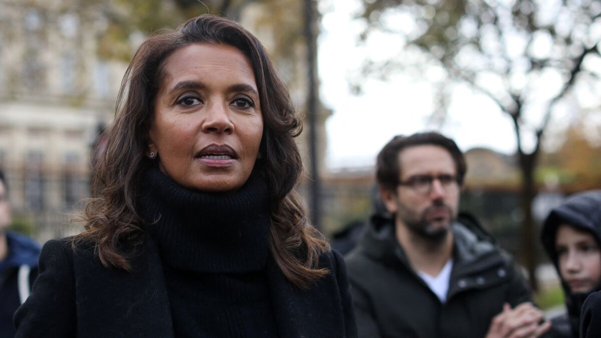 J'ai besoin de vivre” : Karine Le Marchand prend une décision radicale :  Femme Actuelle Le MAG