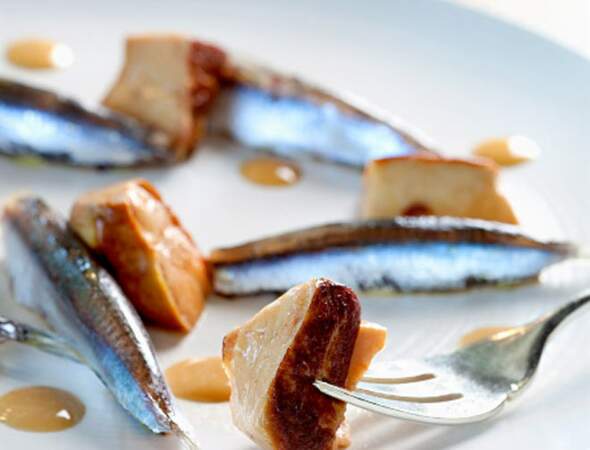 Anchois frais de Méditerranée farcis et escalope de foie gras poêlée