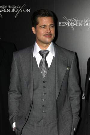 Brad Pitt à la première du film "L'étrange histoire de Benjamin Button" à Paris en 2009.