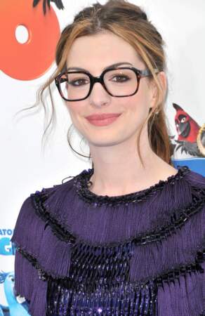 Anne Hathaway et ses lunettes