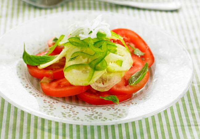 Salade de tomate, concombre et poivron vert