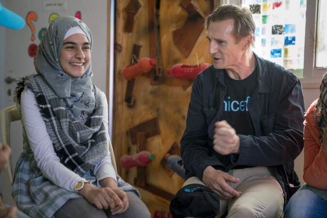 ...et l'acteur Liam Neeson dans un camp de réfugiés syriens en Jordanie en novembre dernier pour l'Unicef.